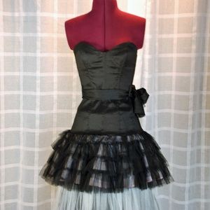 Strapless mini prom dress ruffled skirt black pink